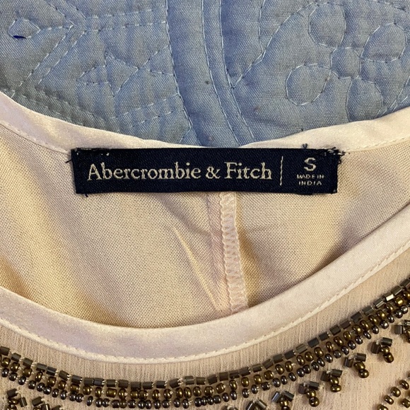 ABERCROMBIE detailed top - Picture 2 of 10